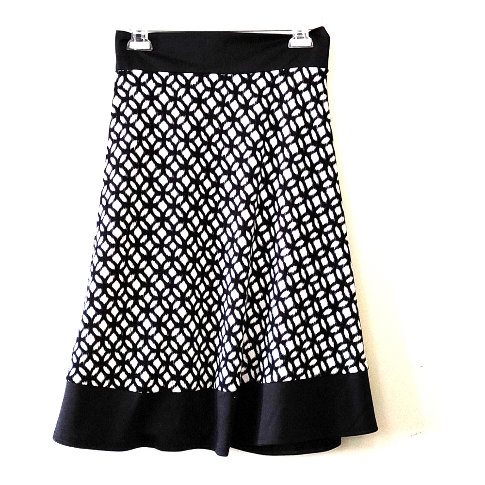 Adorable A-line Swing Skirt
